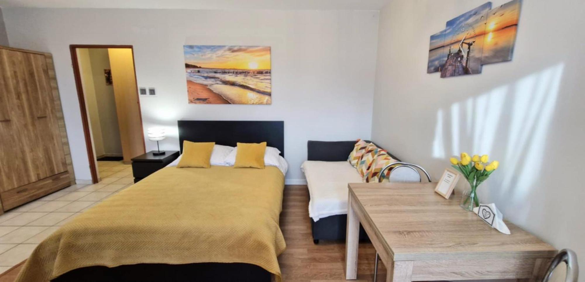 Cozy Modern Apartment Sunrise Studio 35M2 Balcony 3 Persons Cracóvia Exterior foto