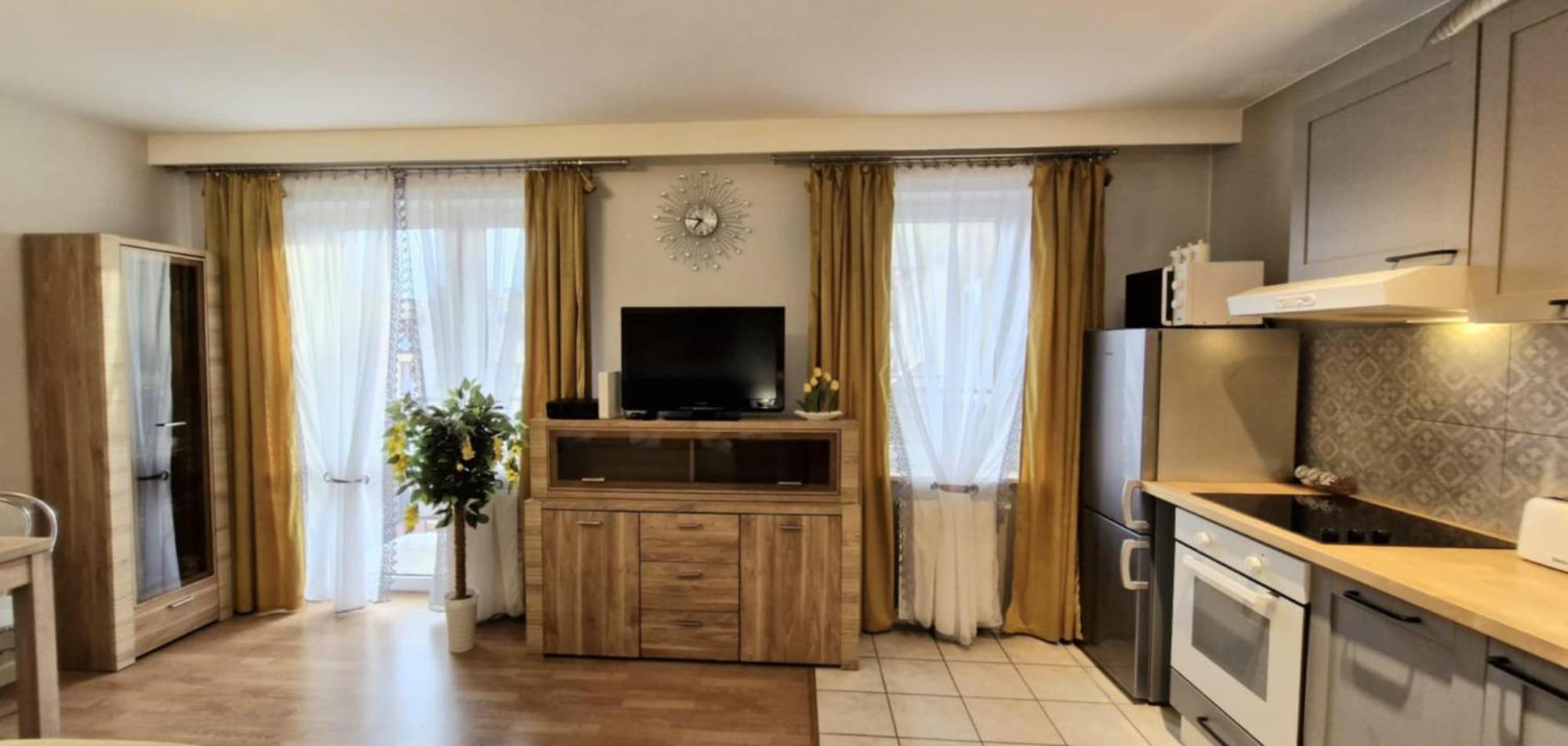 Cozy Modern Apartment Sunrise Studio 35M2 Balcony 3 Persons Cracóvia Exterior foto