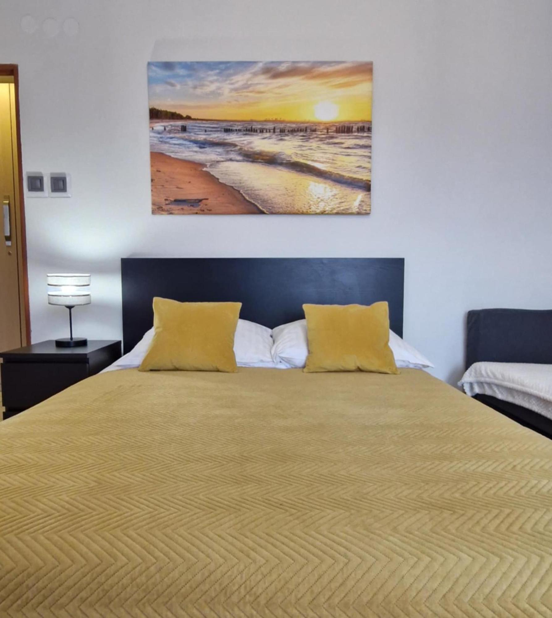 Cozy Modern Apartment Sunrise Studio 35M2 Balcony 3 Persons Cracóvia Exterior foto